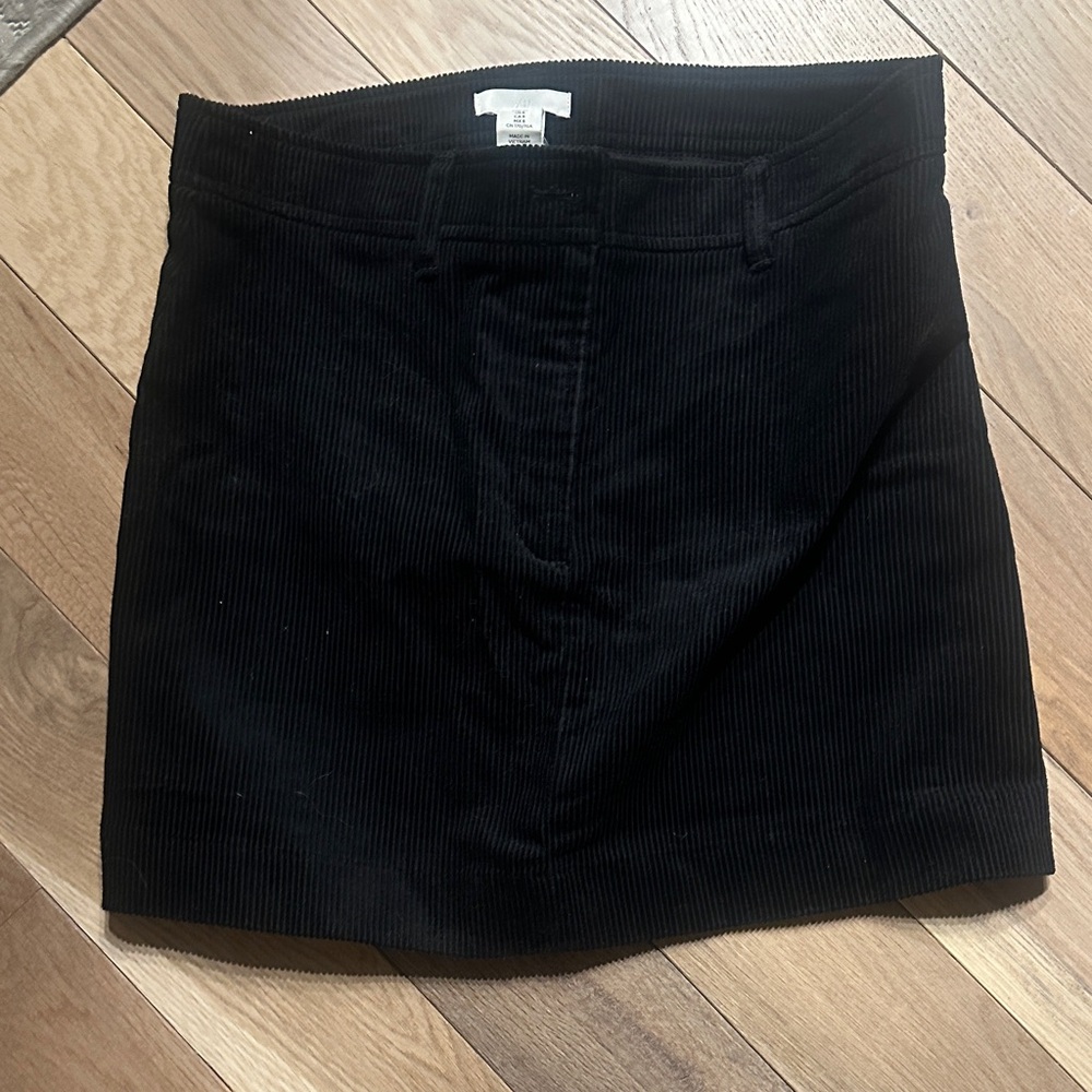 H&M Black Corduroy Skirt